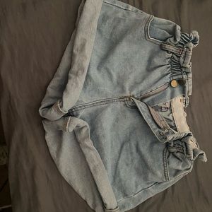 Princess Polly paperbag shorts